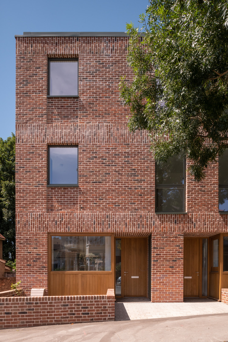 Heathfield Gardens for Brick by Brick and Common Ground Architecture by Mikhail Riches. Copyright Jim Stephenson 2020